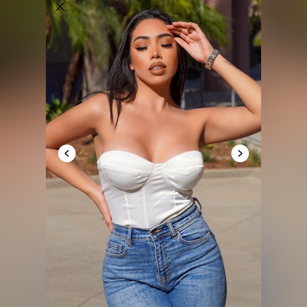 Fashion Nova  Strapless Top